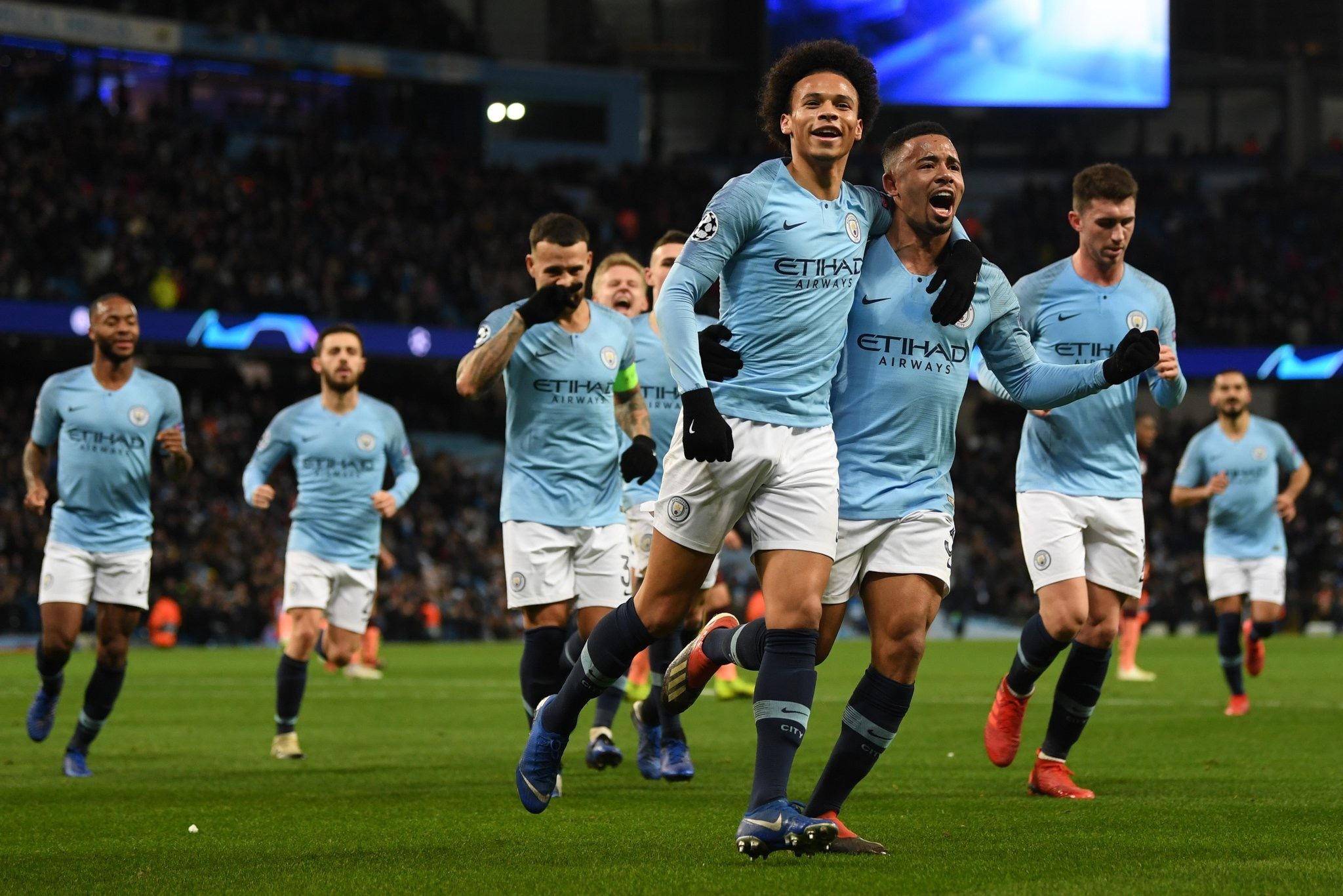 的积极氛围 的积极氛围