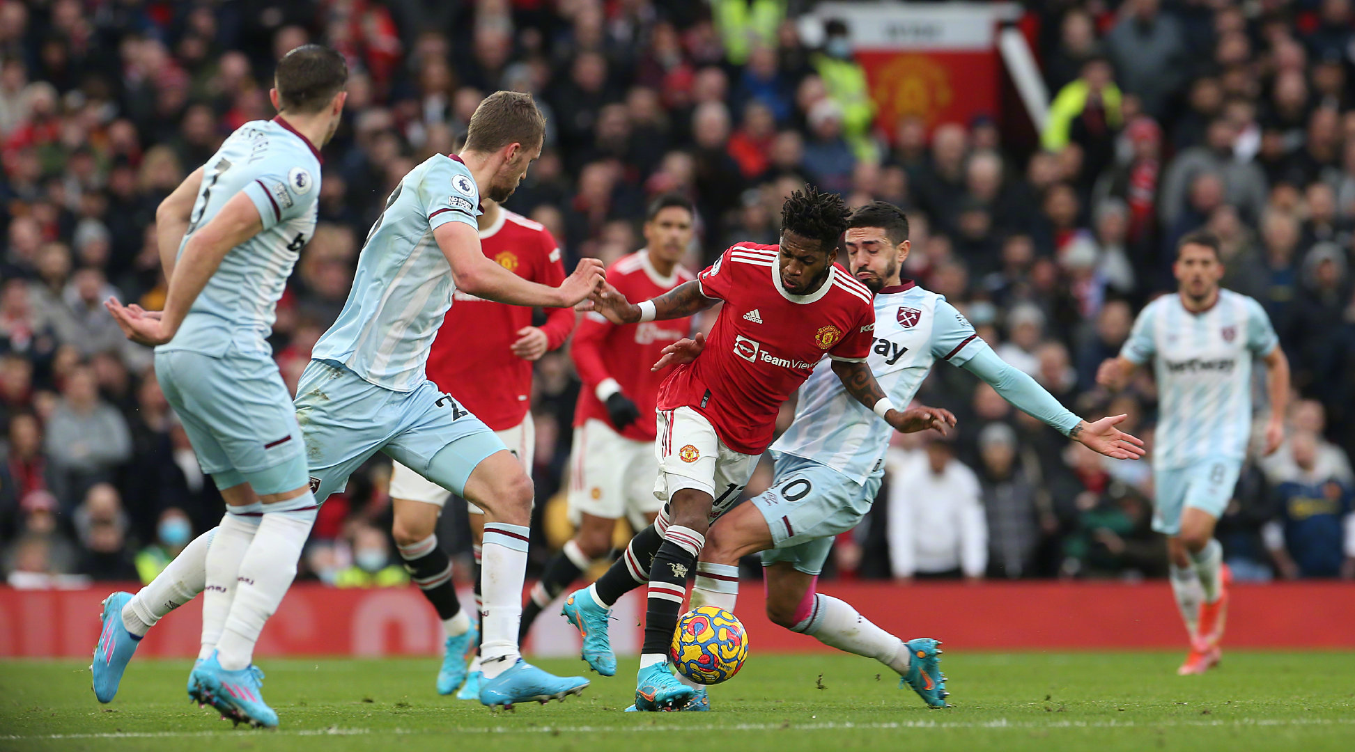 事件更是震 事件更是震