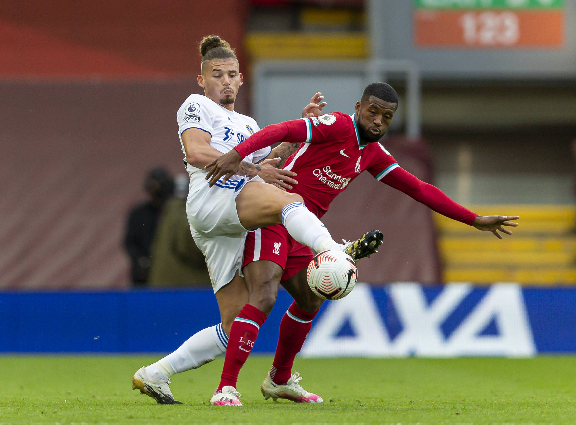 并抓住对手 并抓住对手